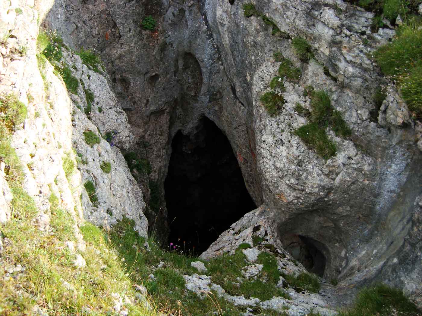 Пещера Кристальная