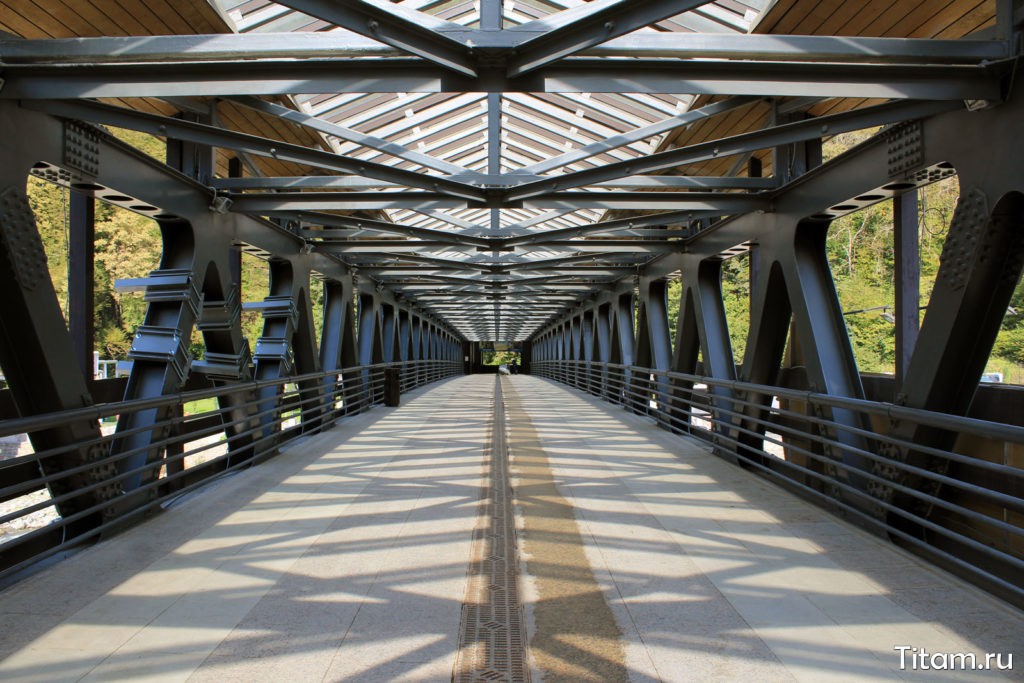 Мост на Розе хутор