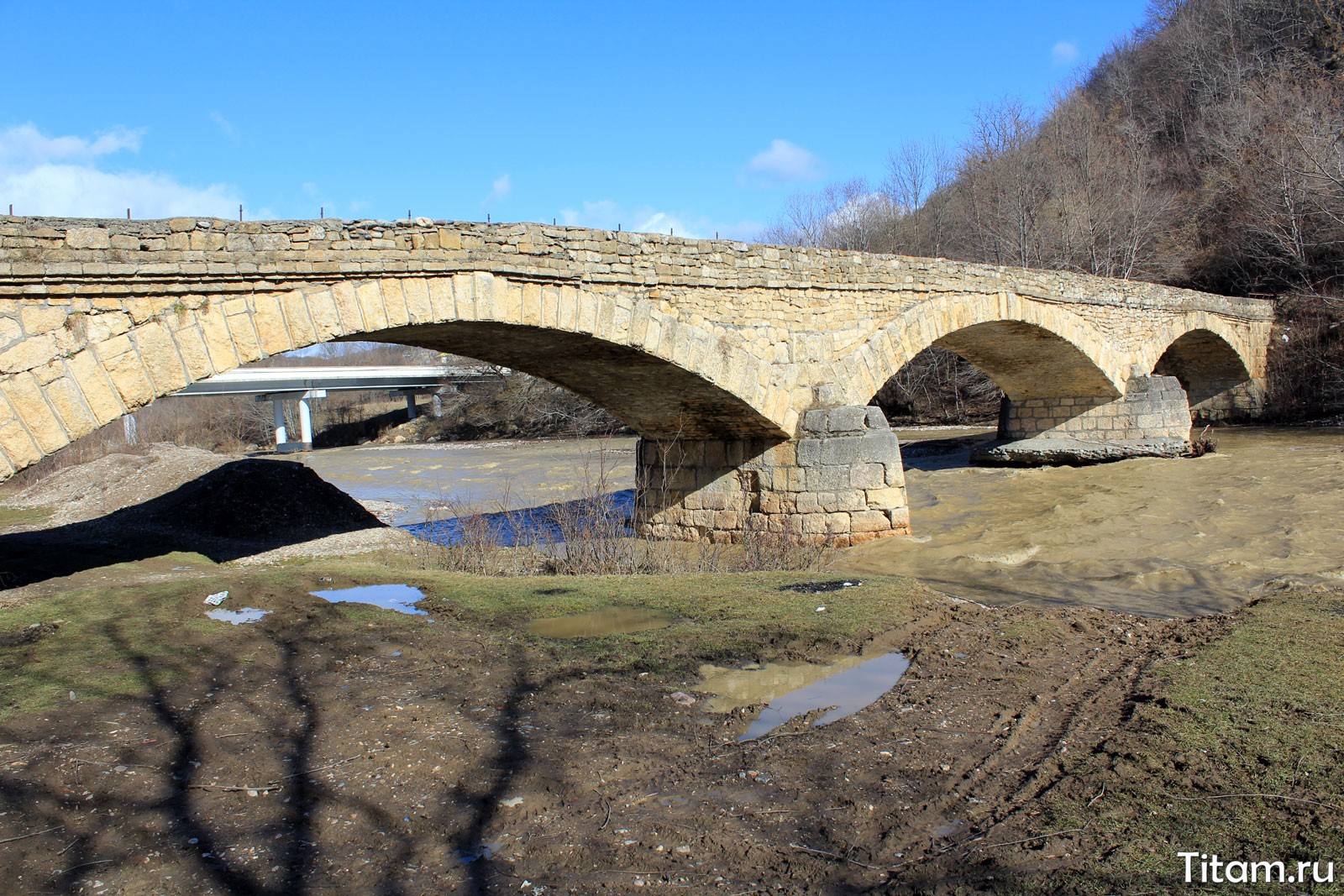 Старый Даховский мост. Февраль