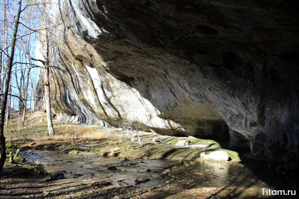 Монахов грот и пещера