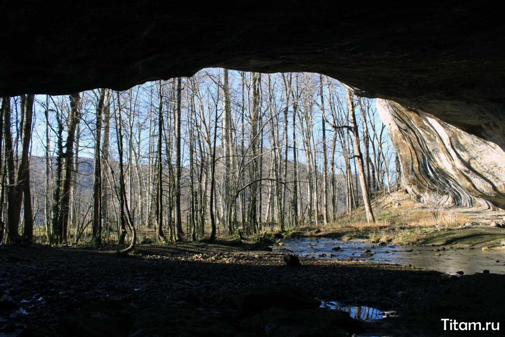 Монахова пещера