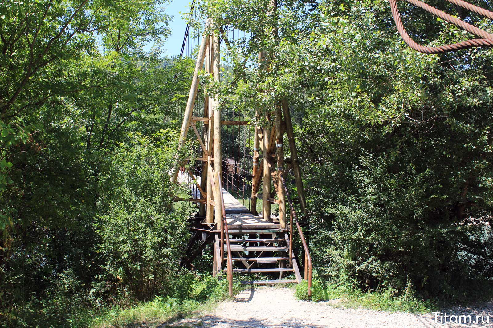 Подвесной мост в Каменномостском, Адыгея