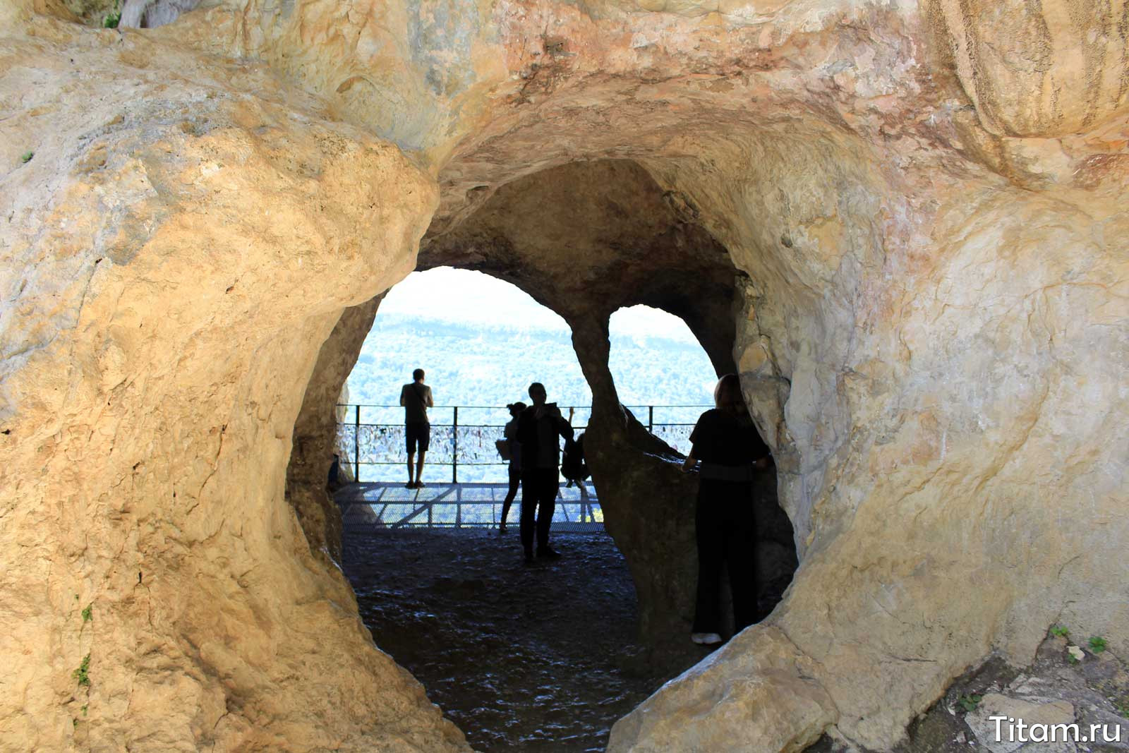Пещера (грот) Желаний в Даховской