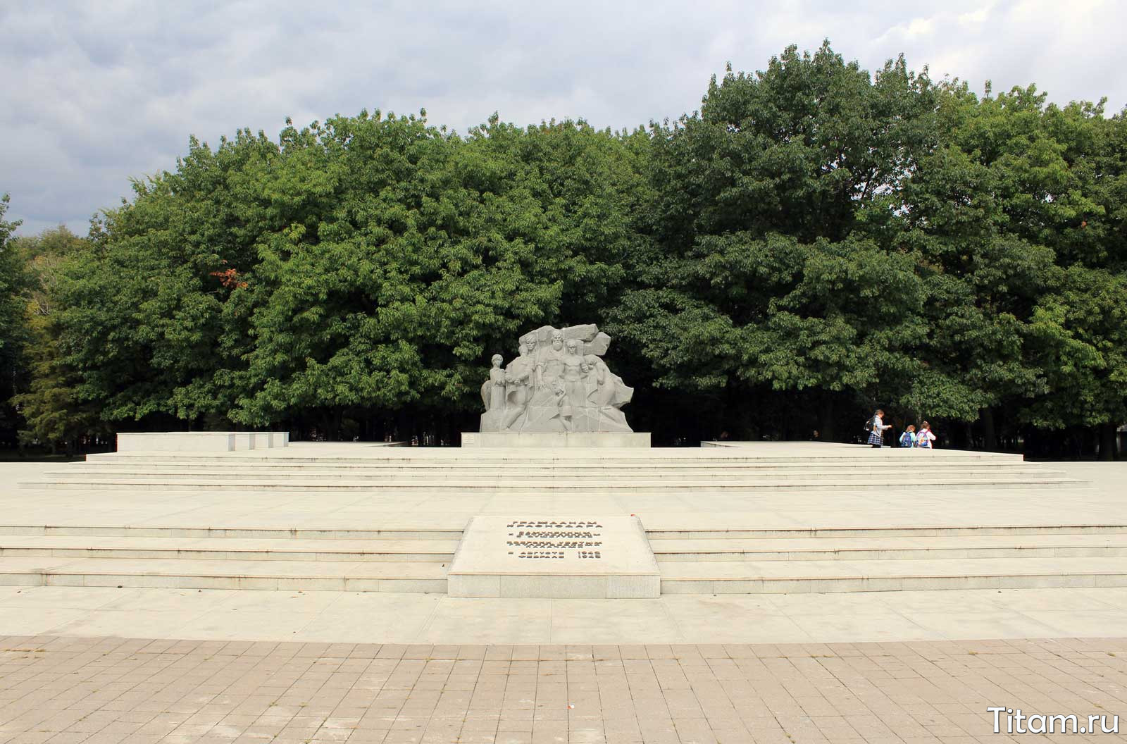 Мемориал "Жертвам фашистского террора"