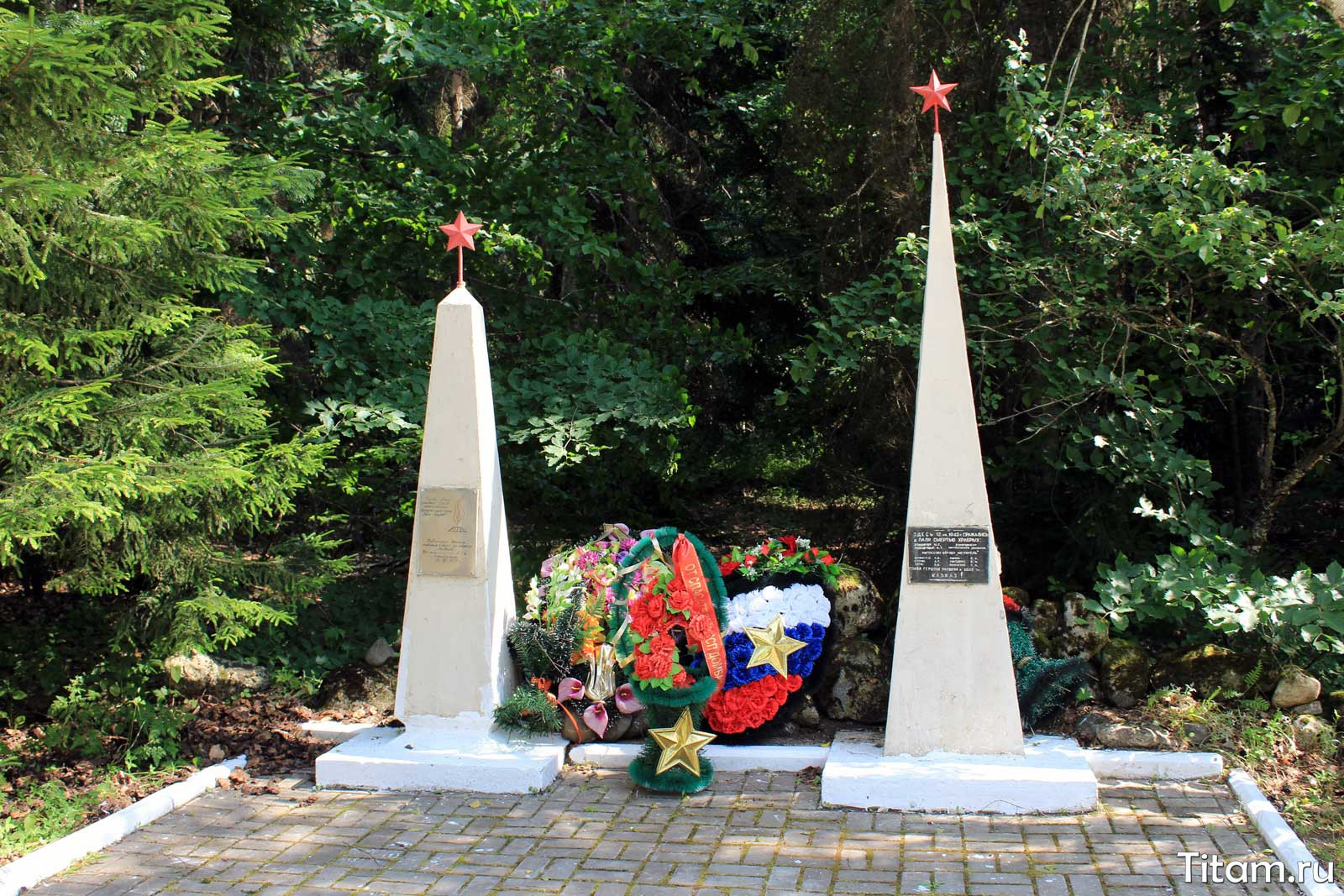 Памятник защитникам перевалов Кавказа
