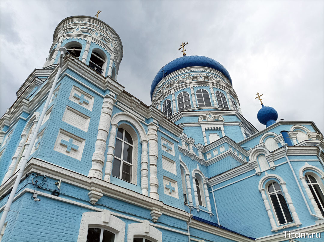 Покровская церковь в Каневской