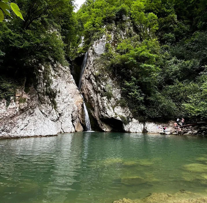 Агурские водопады