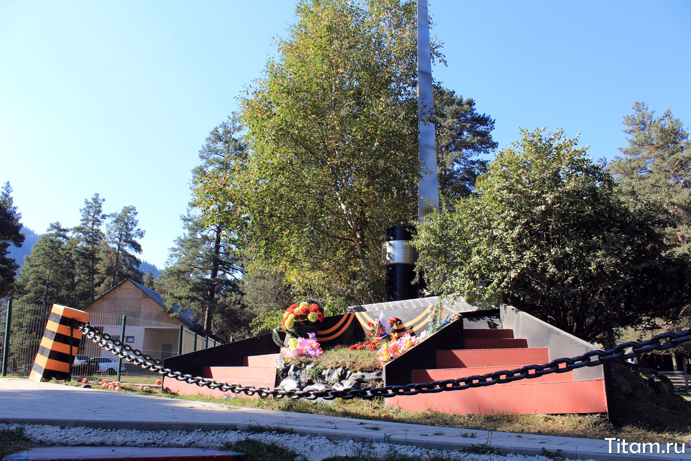 Мемориальный комплекс на поляне Таулу