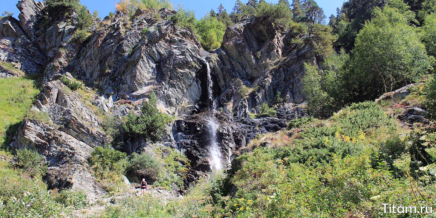 Водопад Баритовый в Архызе