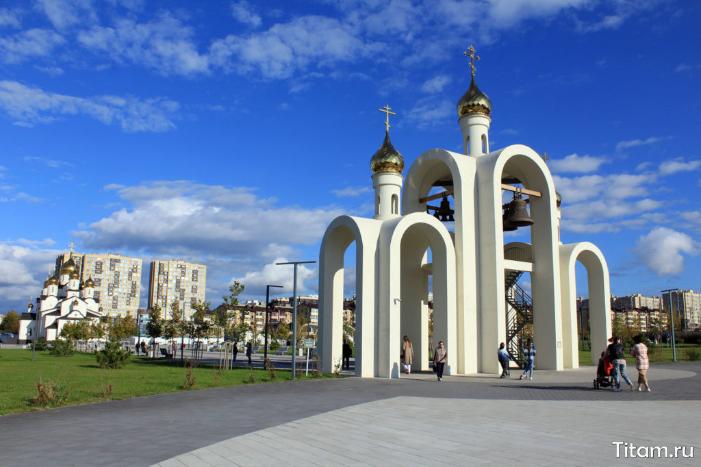 Звонница в Крещенском парке Анапы