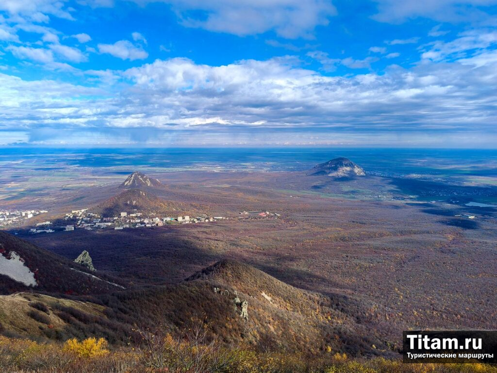 Железноводск с горы Бештау Железноводск с горы Бештау